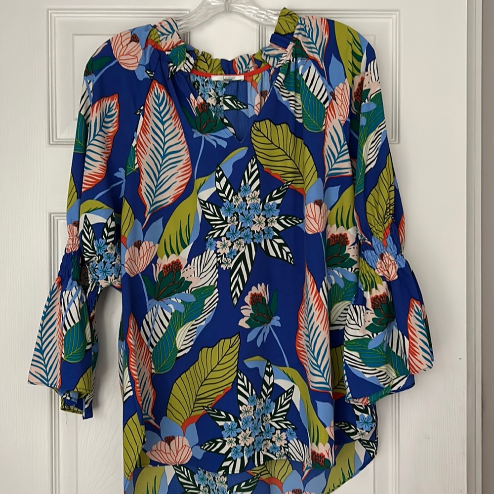 JADE Tropical print tunic style blouse.